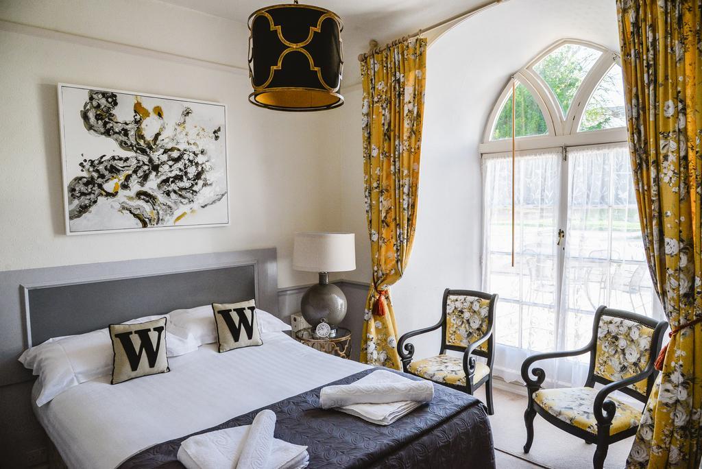 The Woodlands Hotel 시드머스 외부 사진